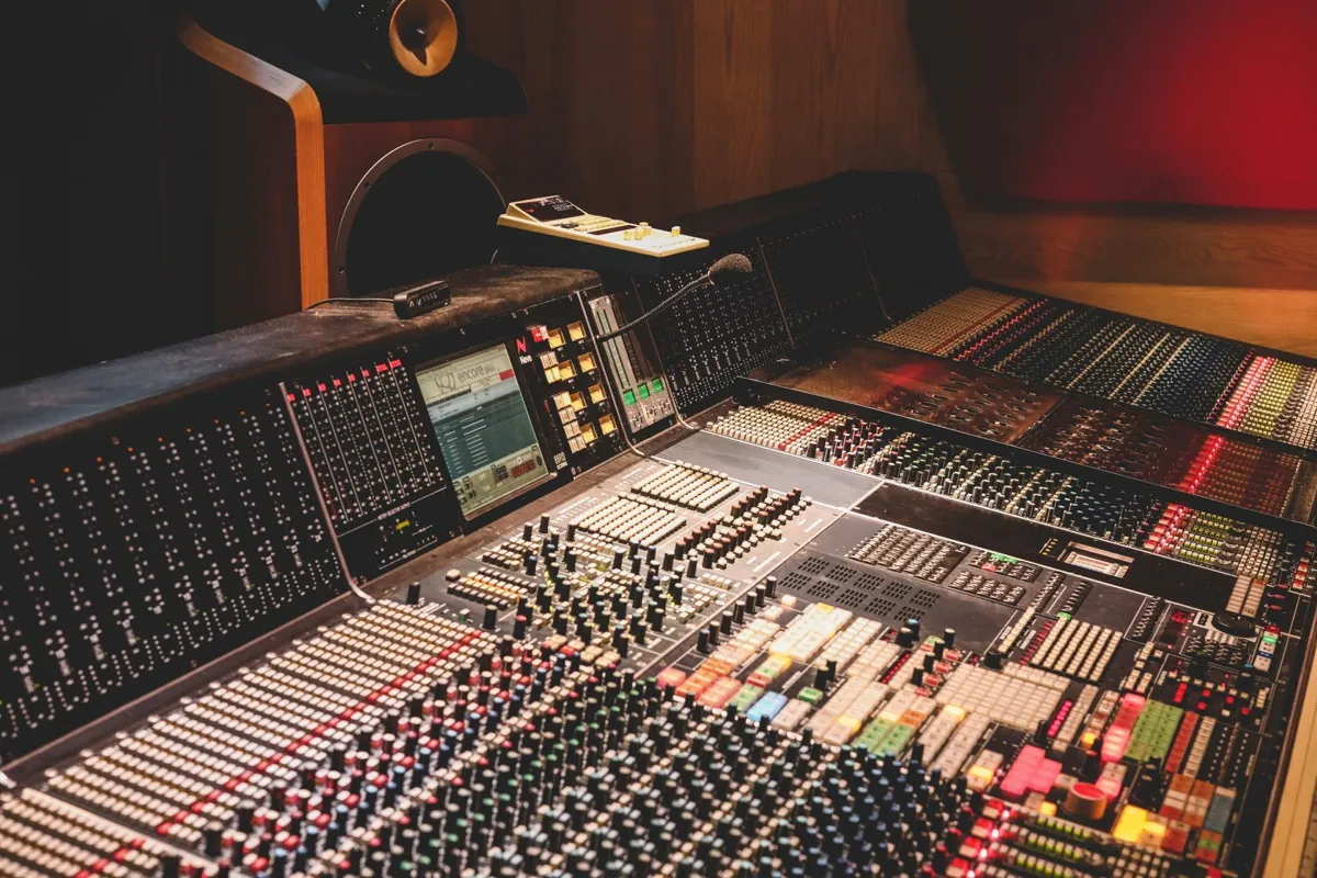 Wat is muziekrechtenmanagement en wie is eigenaar van de rechten op een nummer