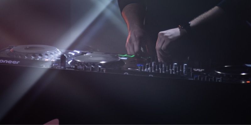 HeadBox / DJ & Producer's cover