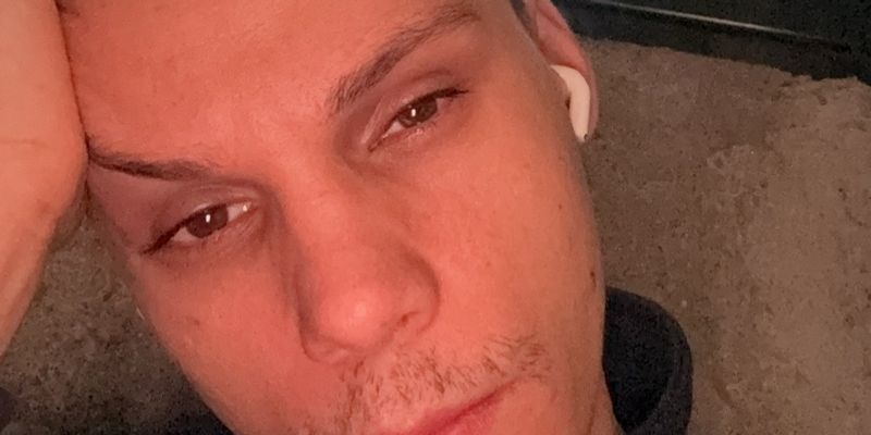 dimitri invernizzi's cover