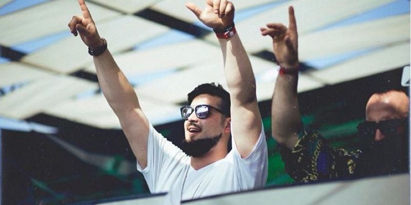 Antonio Di Sarno's cover