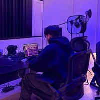 theia (Daniele) Macrì