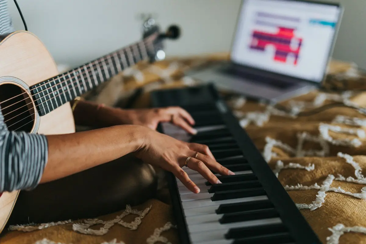 Che cos'è il Songwriting: guida completa all'arte di scrivere canzoni ...